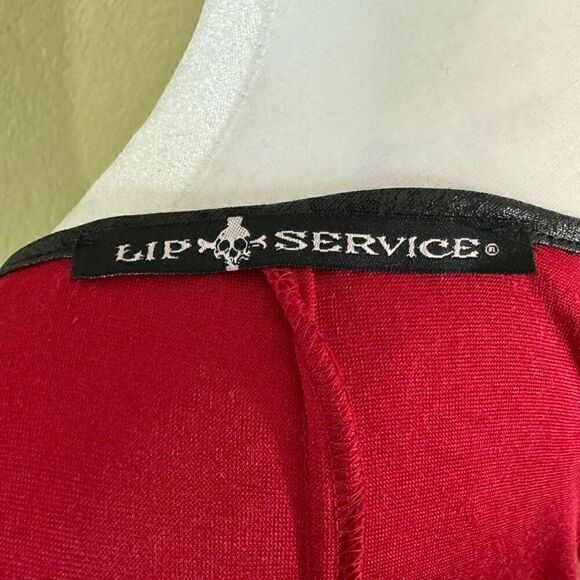 Y2K Lip Service Womens 2X Bell Sleeve Corset Front Gothic Top Red Velvet Vampire - Picture 5 of 8